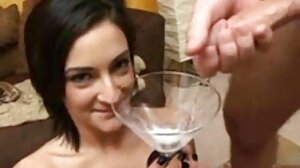 يتمتع الأطفال المشاغبون فيلم سكسي هندي بجلسة يوغا ساخنة